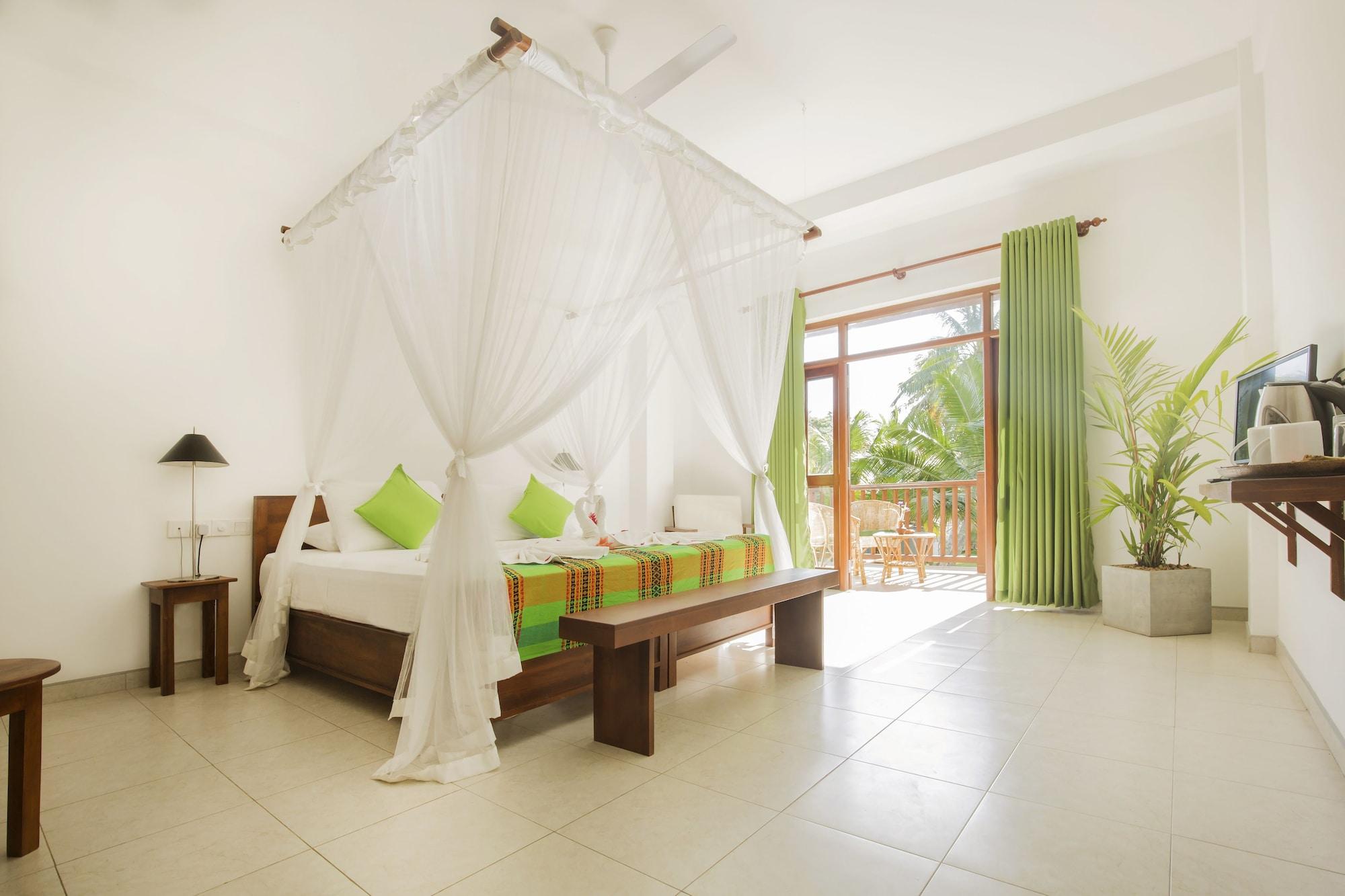 Rockside Beach Resort Bentota Exteriör bild