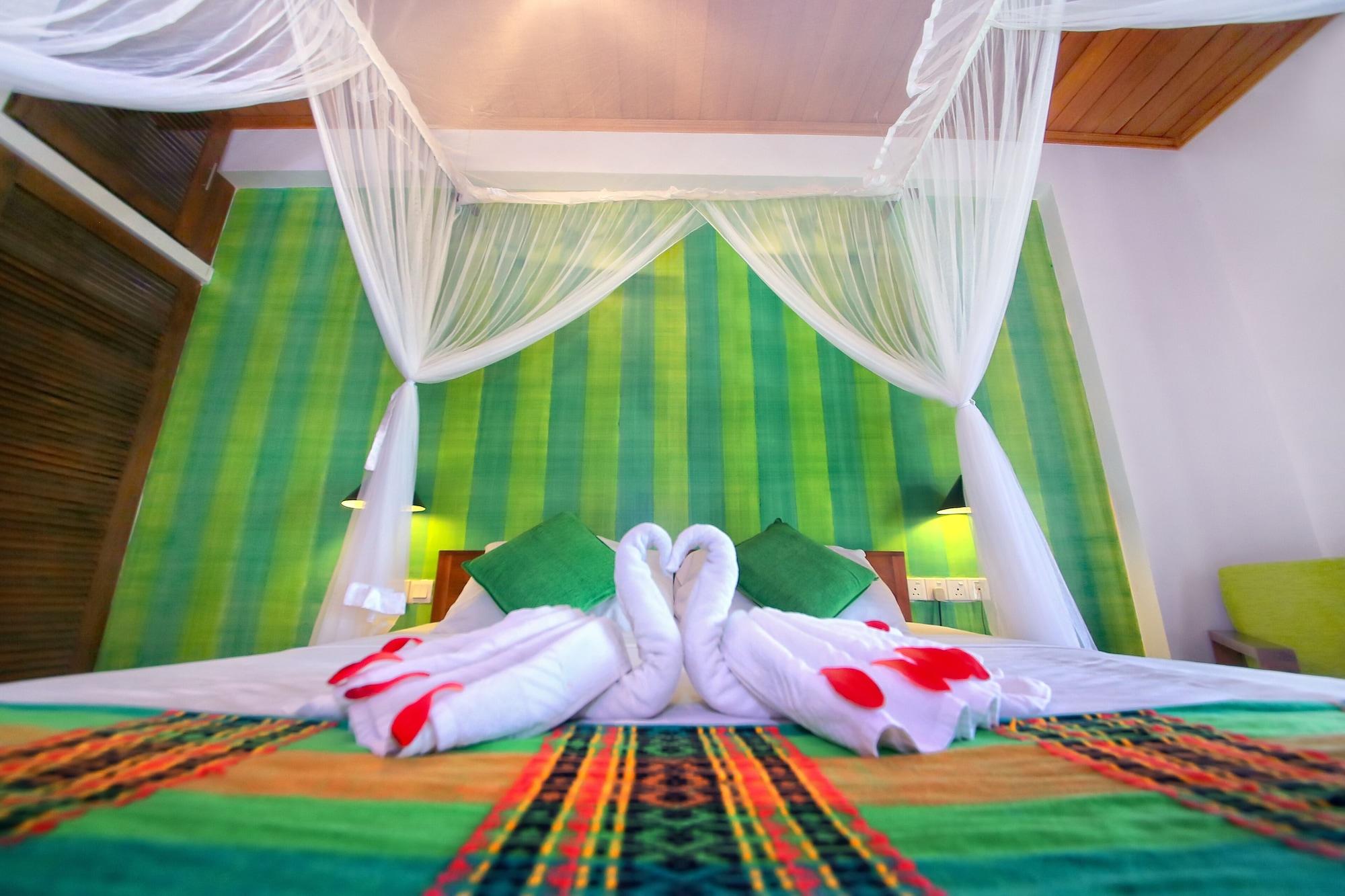 Rockside Beach Resort Bentota Exteriör bild