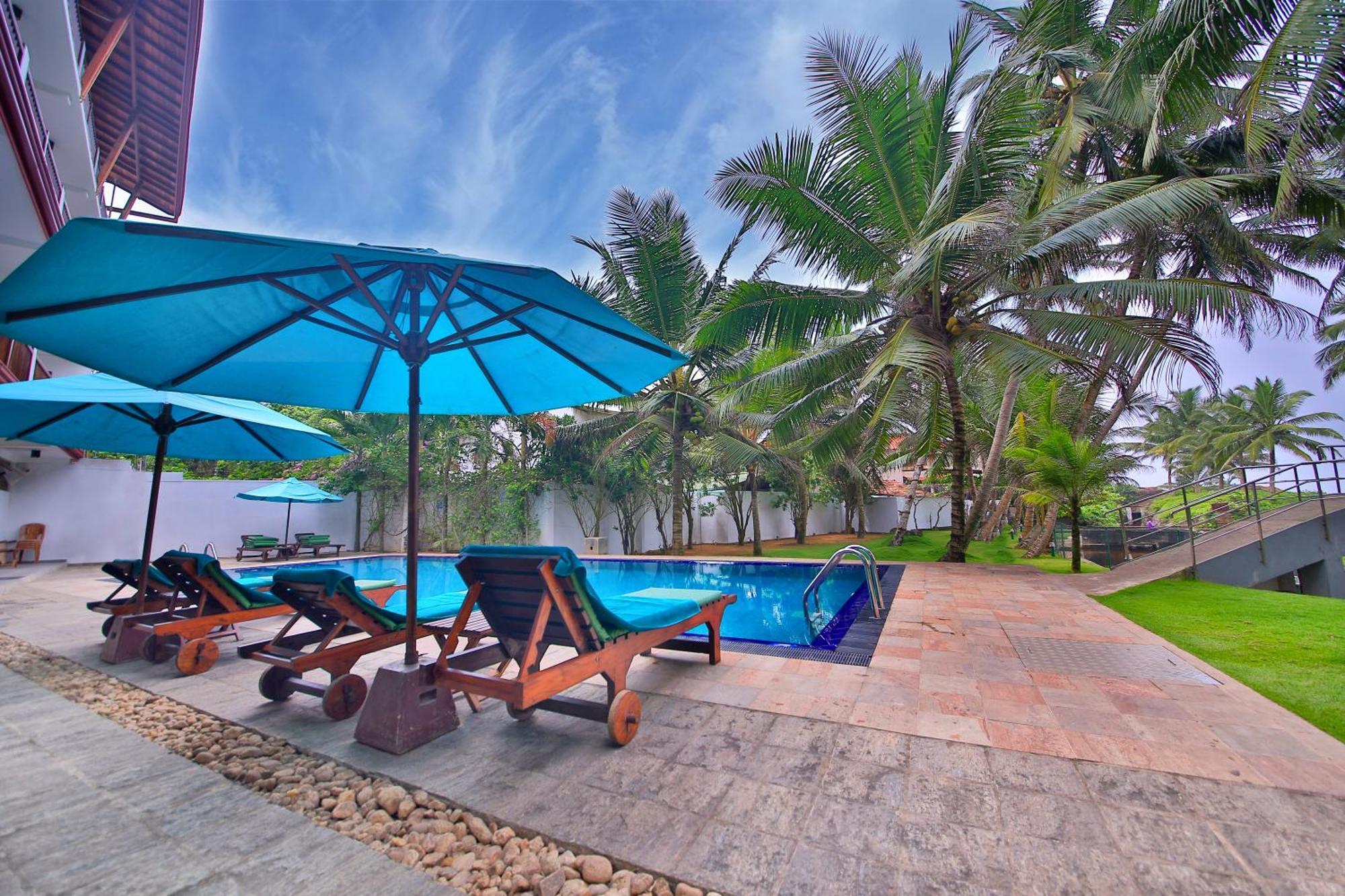 Rockside Beach Resort Bentota Exteriör bild