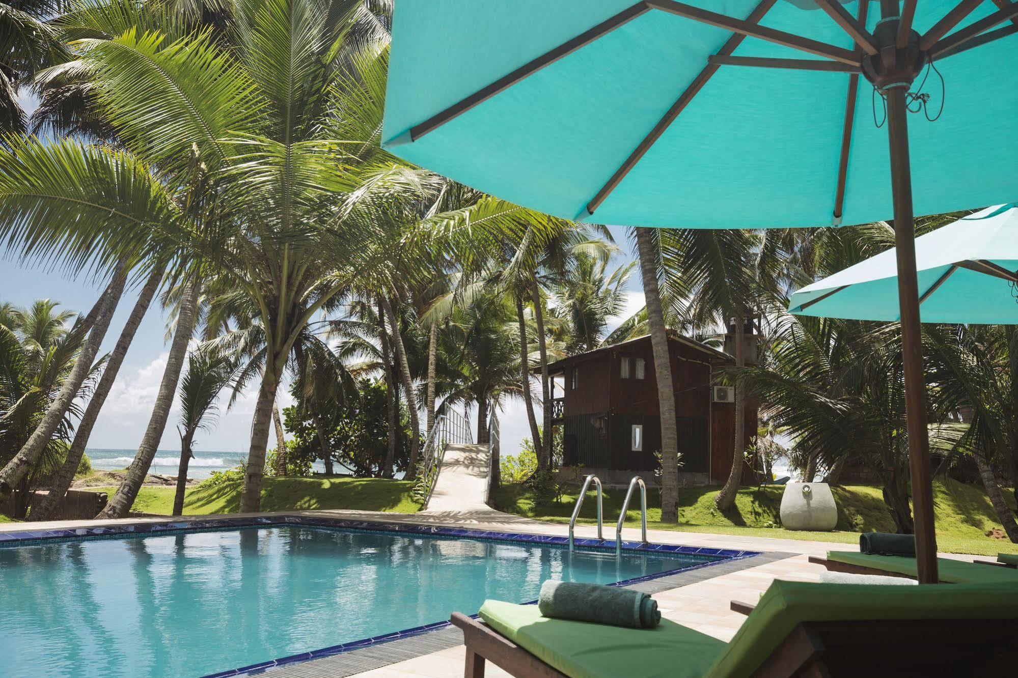 Rockside Beach Resort Bentota Exteriör bild